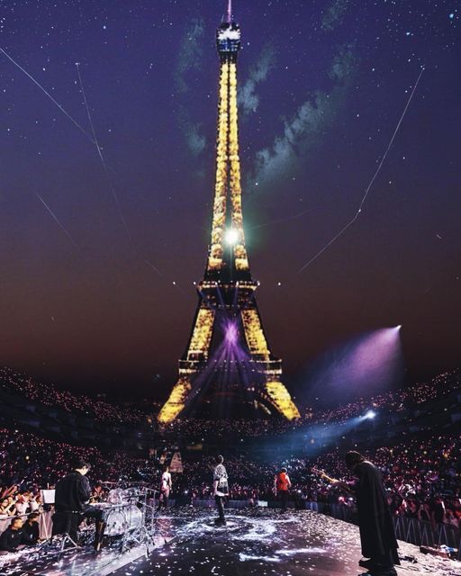 五月天巴黎演出全程直播闢謠假唱  觀眾數創紀錄