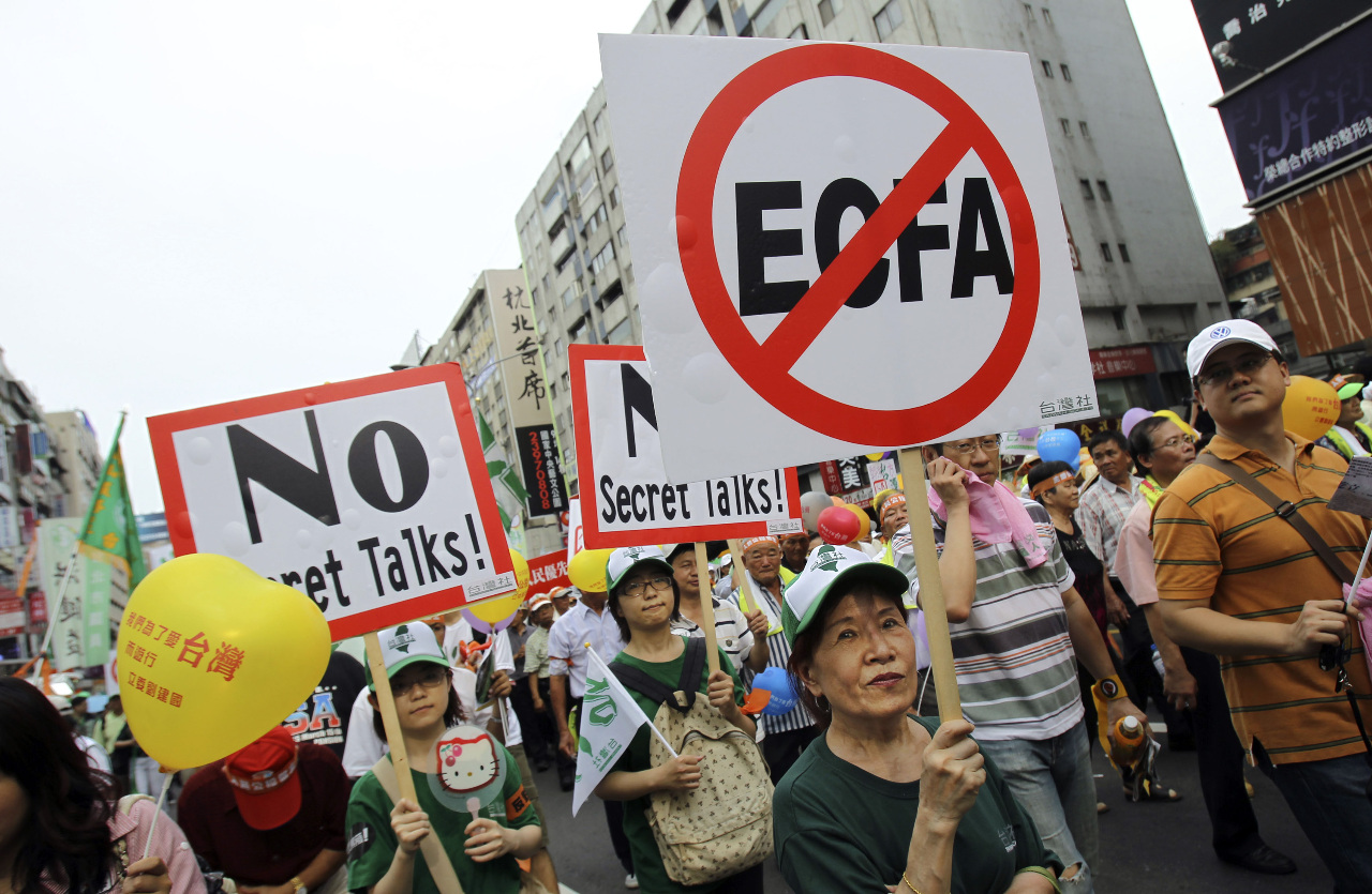 台灣不能再食糖衣毒藥的ECFA  必須確保與中國的經濟安全距離