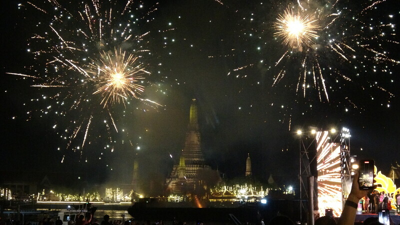 泰國跨年煙火絢爛登場 節慶觀光收入狂增6成