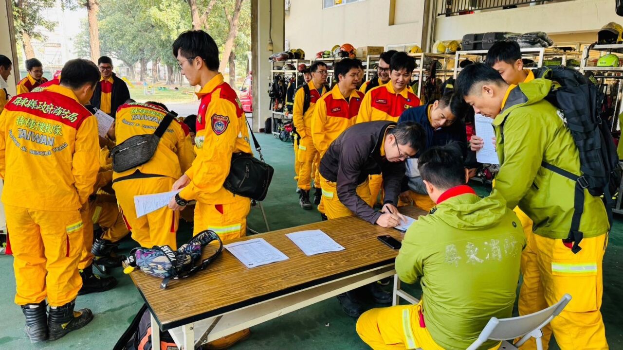 日本石川強震 消防署：160人4犬整備馳援