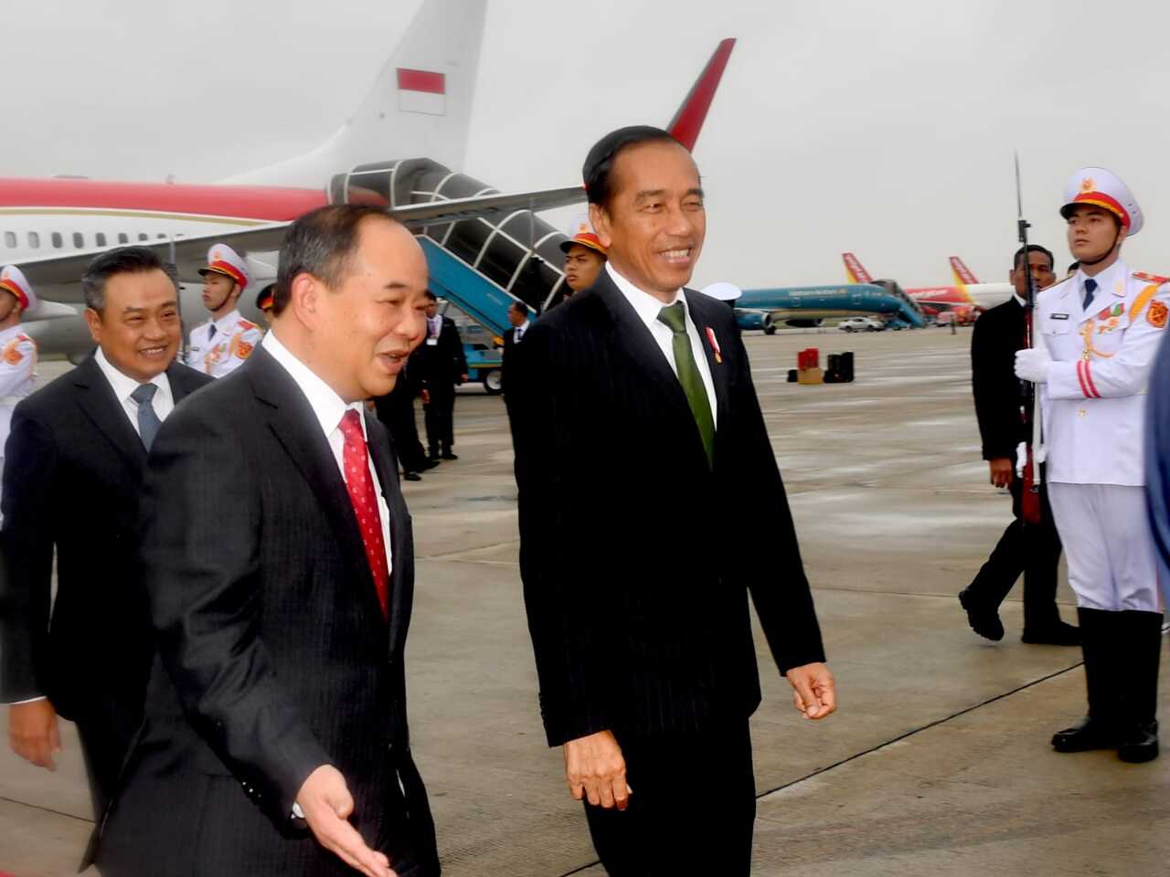 印尼總統佐科威訪越南 聚焦南海安全與貿易問題