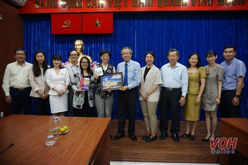 央廣董事長賴秀如參訪越南VOH電台 盼促進雙方交流合作