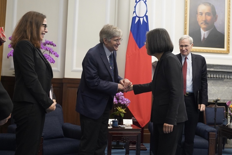 接見美高階訪團 總統：台灣將展開新局 盼台美關係持續前進