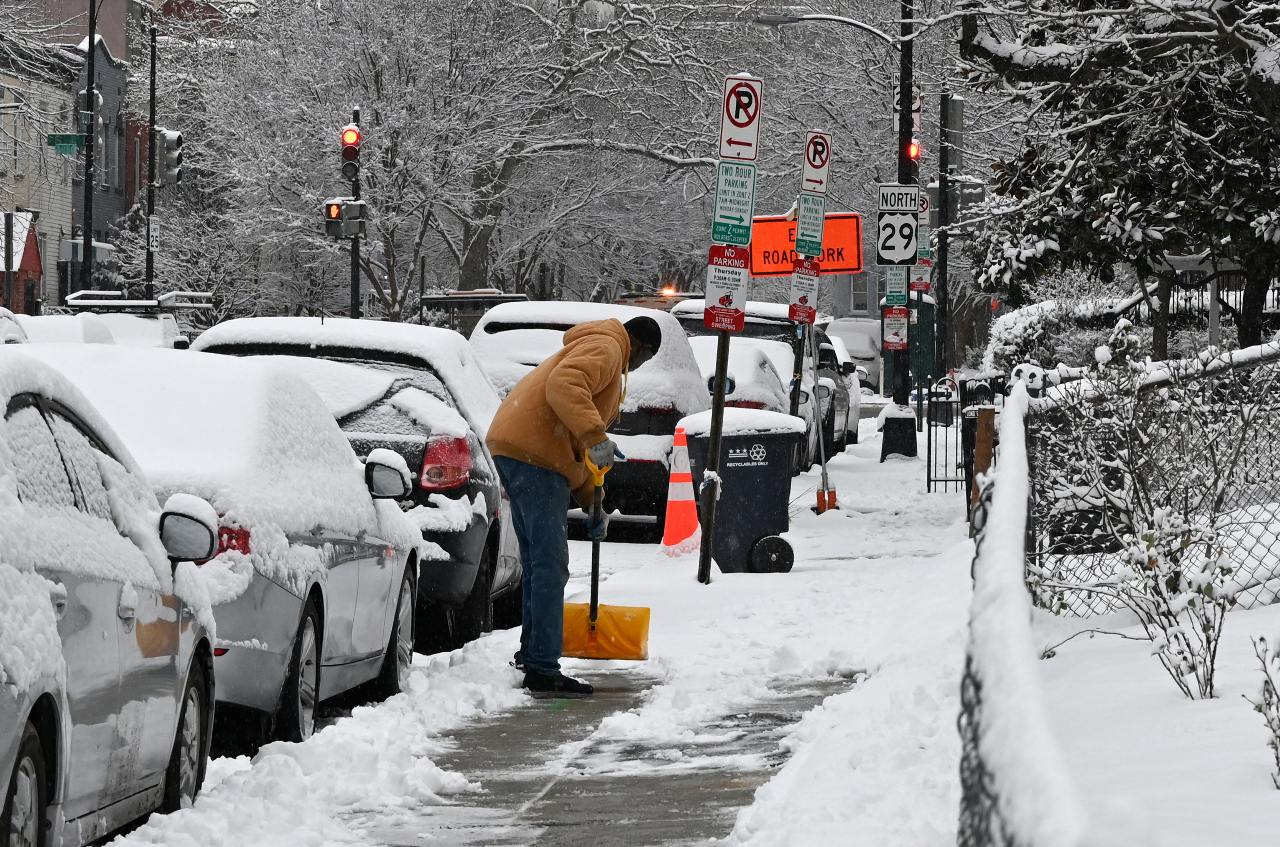 嚴冬暴風雪侵襲美國 至少50人天候因素喪命