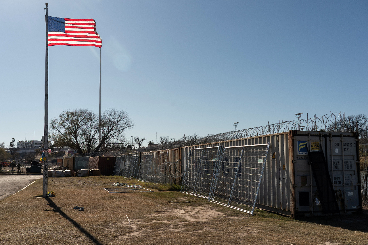 美最高院支持拜登政府 允許拆除德州邊境鐵絲網