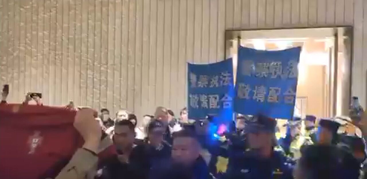 C羅深圳賽事突取消 中國球迷包圍飯店喊「維權」