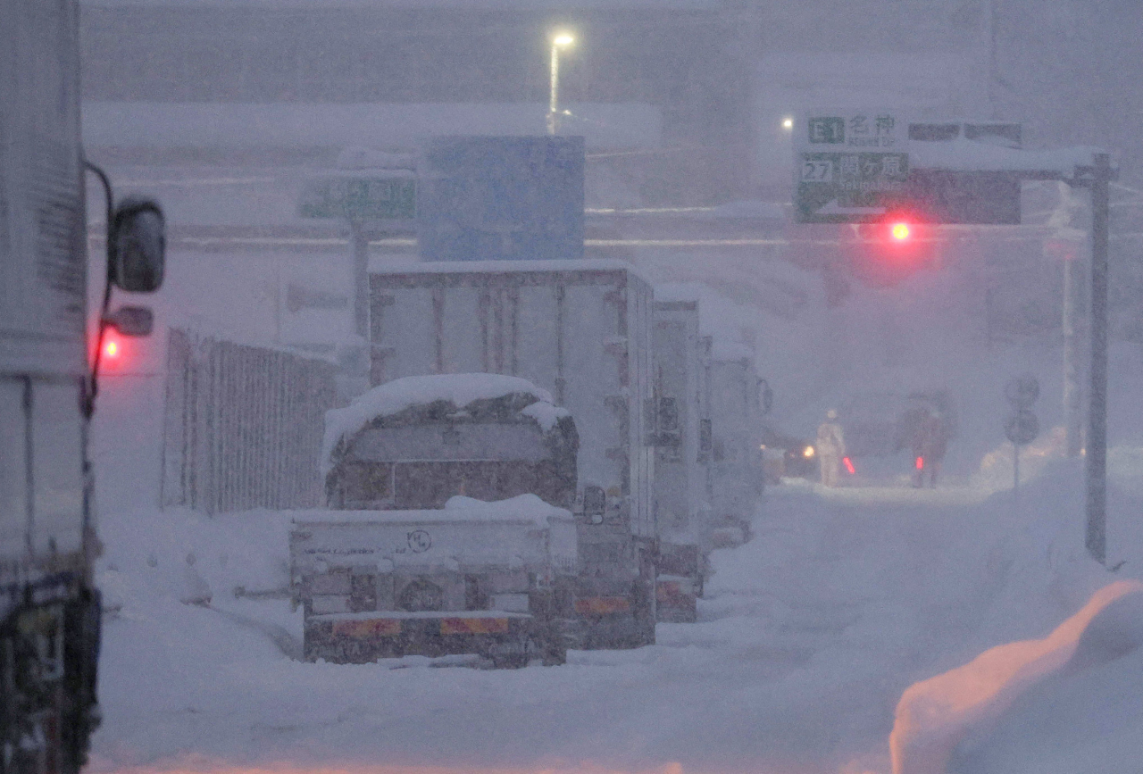 入冬最強寒流侵襲 日本岐阜及滋賀降雪破紀錄