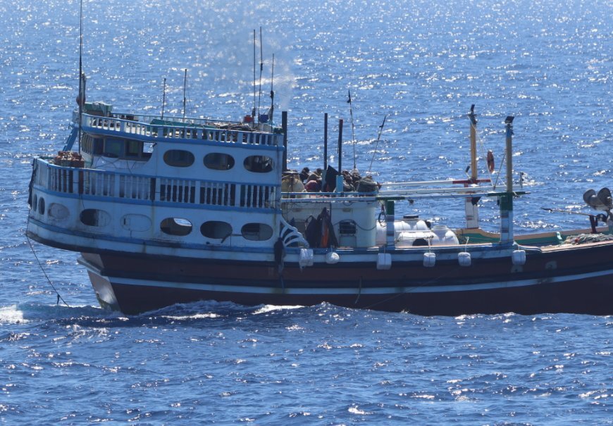 印度海軍打擊索馬利亞海盜 救出伊朗籍漁船