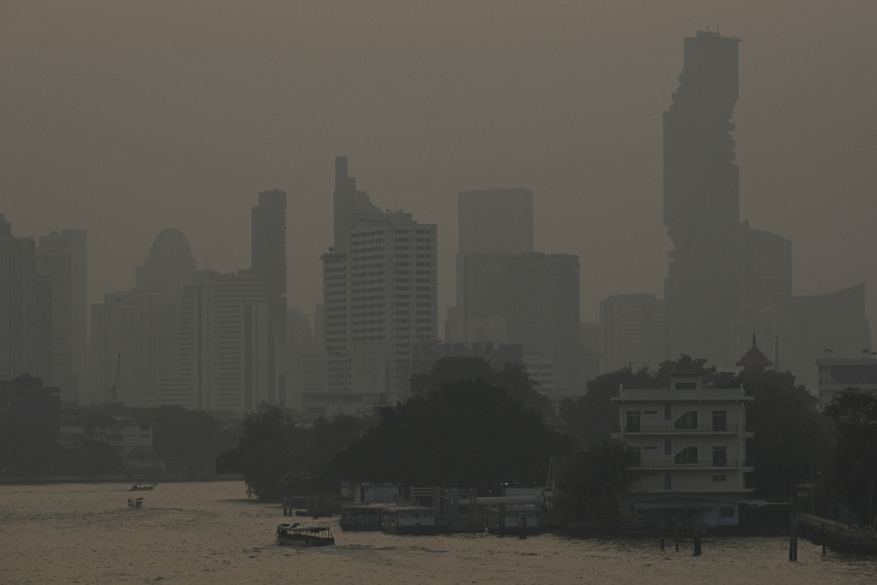 霧霾籠罩泰國半數地區 總理要求部會全力協助民眾