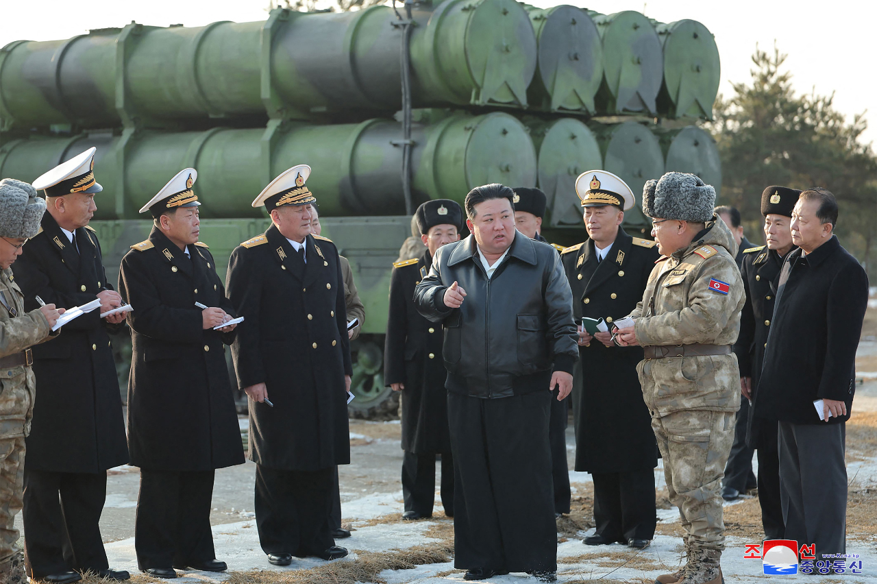 北韓官媒：金正恩督導「海鵰-6」地對海飛彈試射