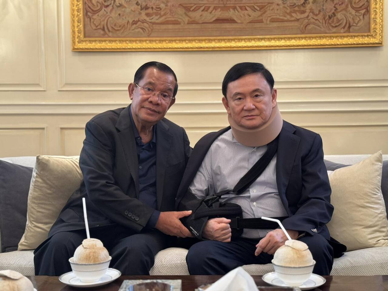泰國前總理戴克辛獲假釋 柬埔寨前總理洪森造訪