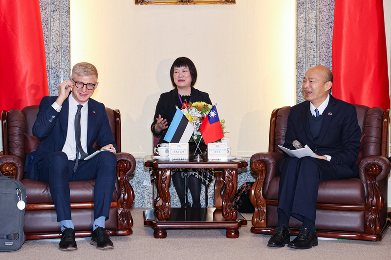 韓國瑜接見愛沙尼亞國會訪團 先介紹台灣人的微笑