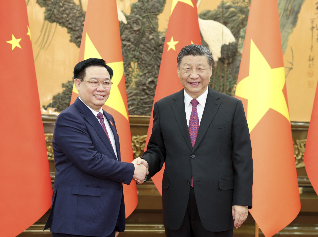 越南國會主席會晤習近平 提議加強經貿合作
