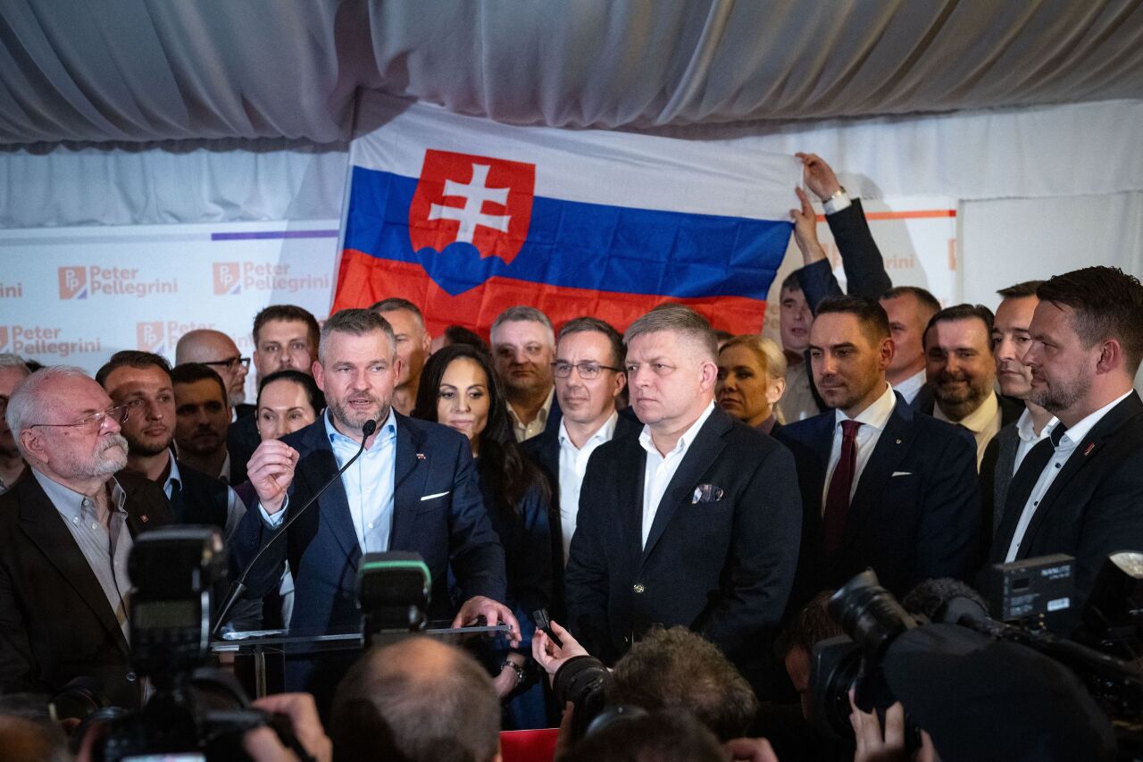 斯洛伐克總統決選 親俄民粹主義者佩拉格利尼當選