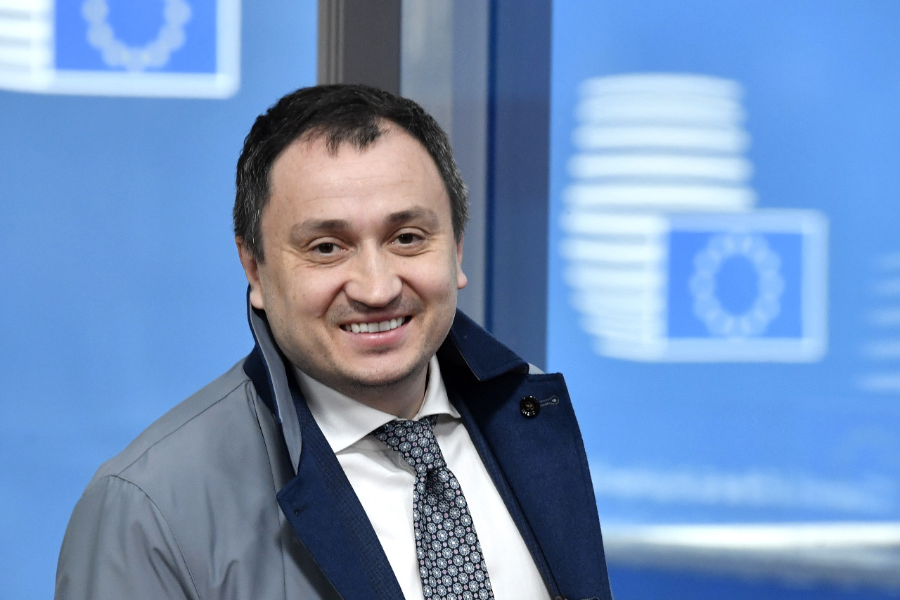 澤倫斯基內閣首位官員涉貪 烏克蘭農業部長被捕