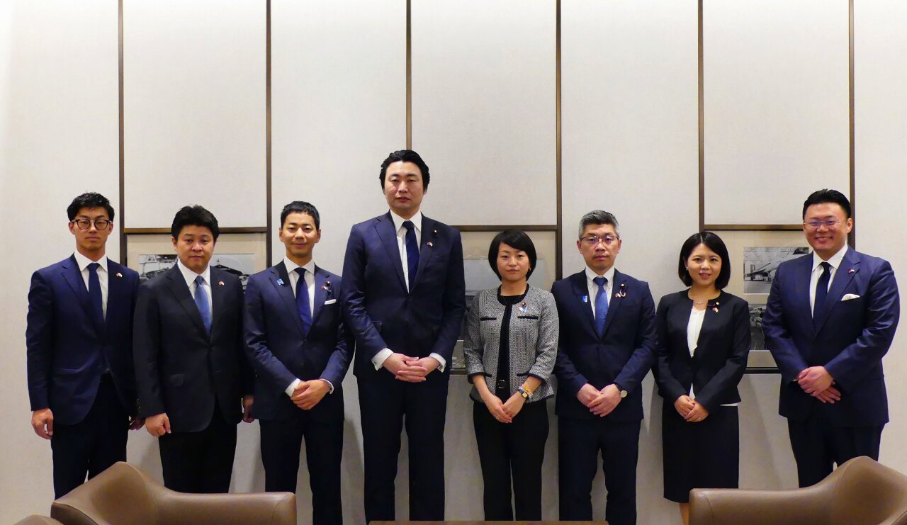 日本自民黨青年局組團訪台  赴五指山弔唁李登輝
