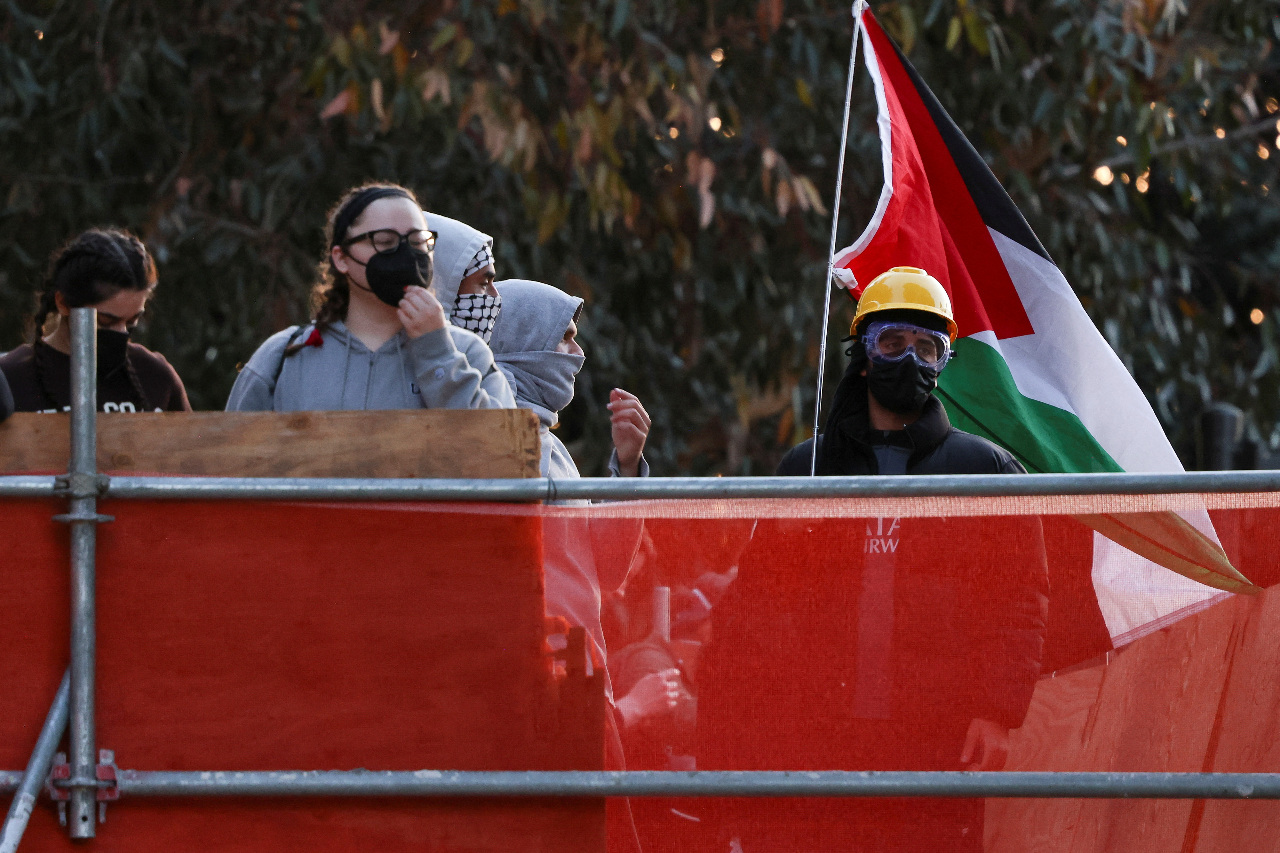 美國人對親巴勒斯坦校園抗議活動的看法