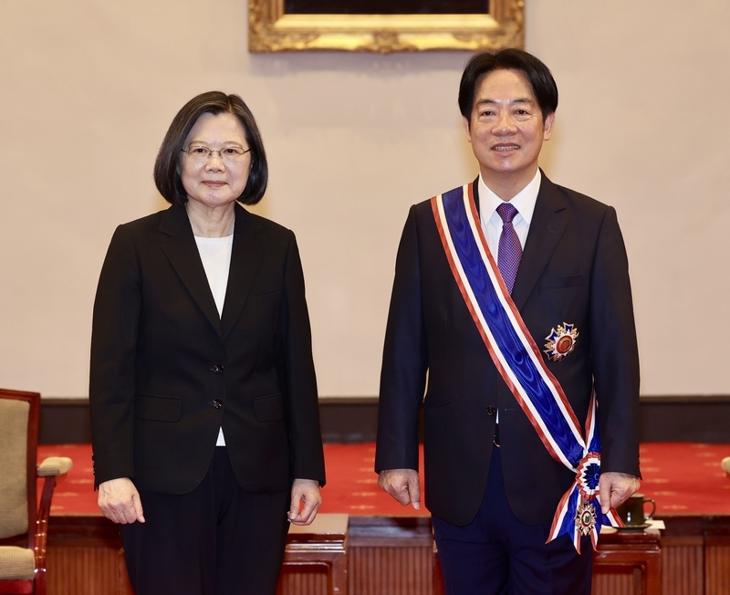 總統授勳賴清德等13名政務人員 感謝共同留下一個世界的台灣