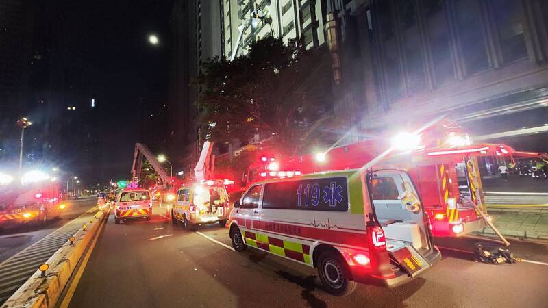 新竹市集合式住宅火警 2名消防員殉職