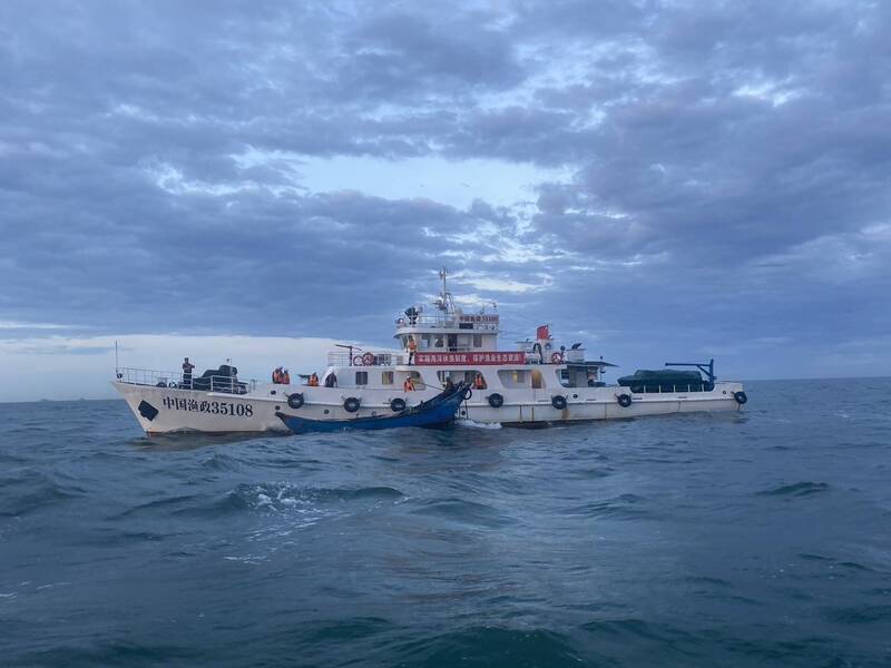中國漁船進水迷航莒光海域  海巡派艇救援