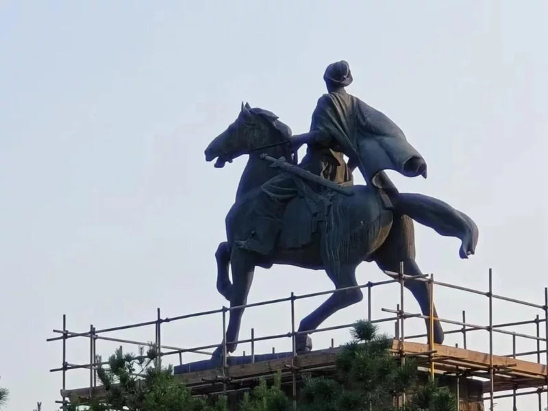 誰怕闖王？北京地標李自成銅像將遷離 引民眾議論聯想