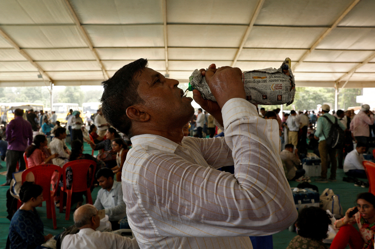 印度最後投票日 33名投票站工作人員因中暑死亡
