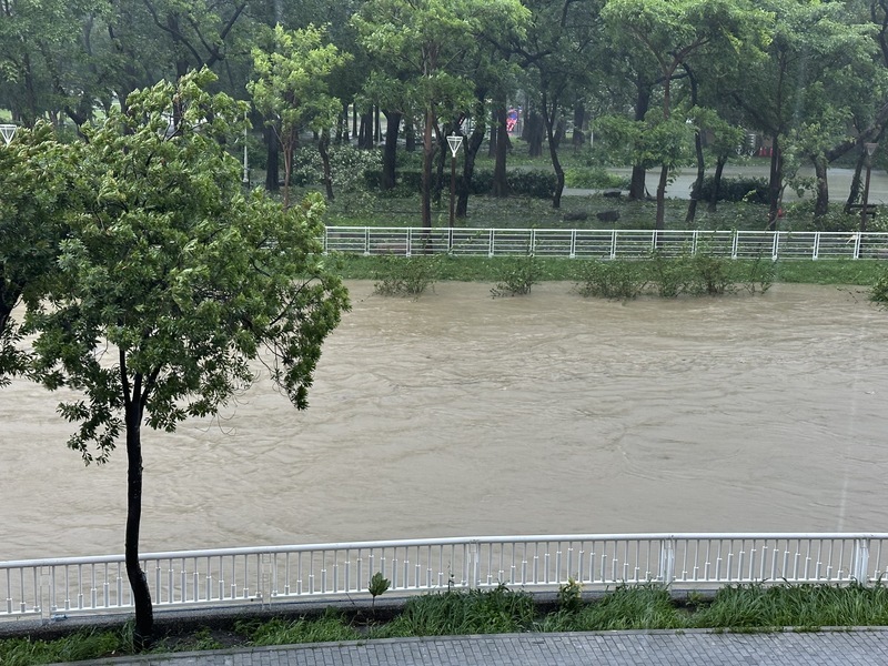 凱米暴雨灌滿全市25個滯洪池 陳其邁:高雄山區雨量超過莫拉克