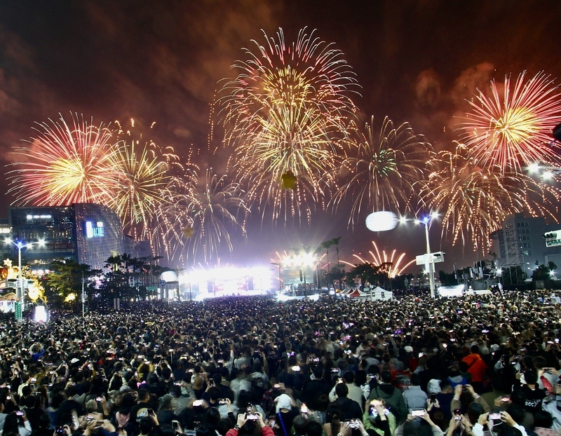 祝大2025家新年快樂！