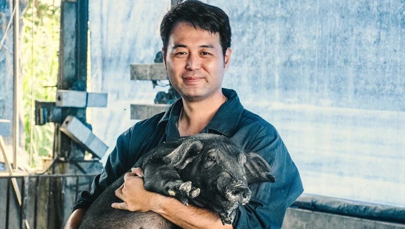 超越伊比利豬不是夢  李榮春的平埔黑豬黑豬傳奇