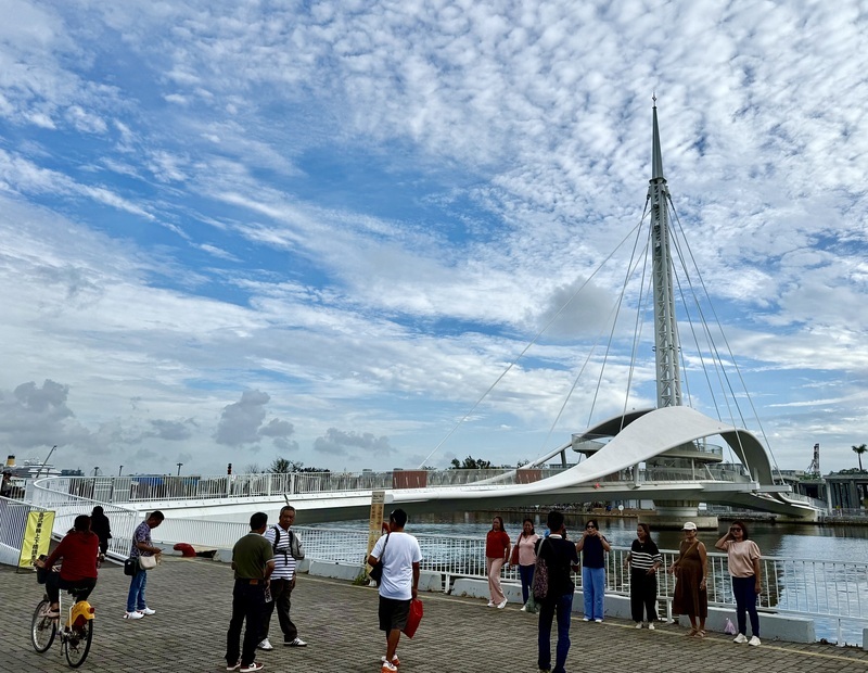 歐洲旅客雙位數成長  4名英國百萬網紅遊台灣
