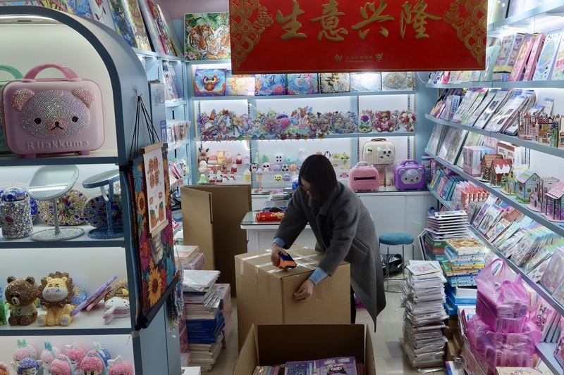 川普稱關稅或調降 中國出口商：準備數週內向美發貨