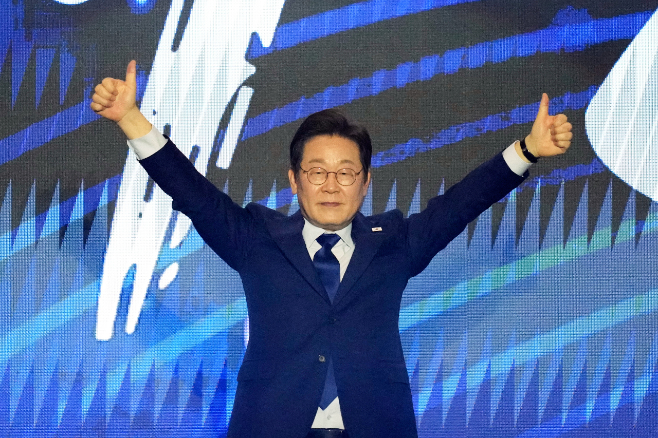 韓總統大選首場電視辯論登場 聚焦經濟政策