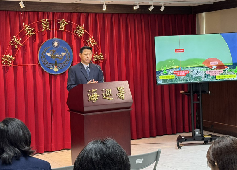 「山東凱哥」乘橡皮艇登岸插五星旗 海巡署：沙灘影片在桃園大園拍攝